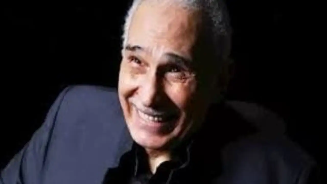 كواليس التصوير.. سر طلب عبد الرحمن أبو زهرة إعادة مشهد مع أحمد زكي